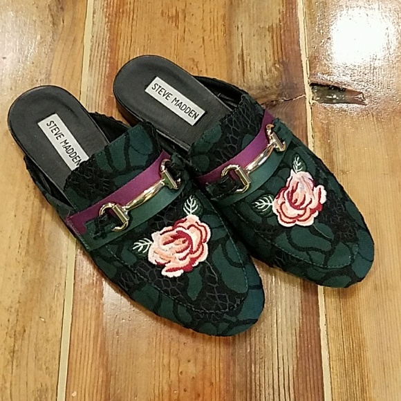 Steve Madden Shoes - Cutie Steve Madden loafers